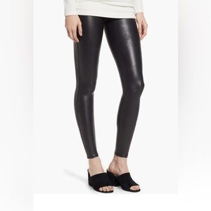 SPANX Faux Leather Leggings, Very black, Size small